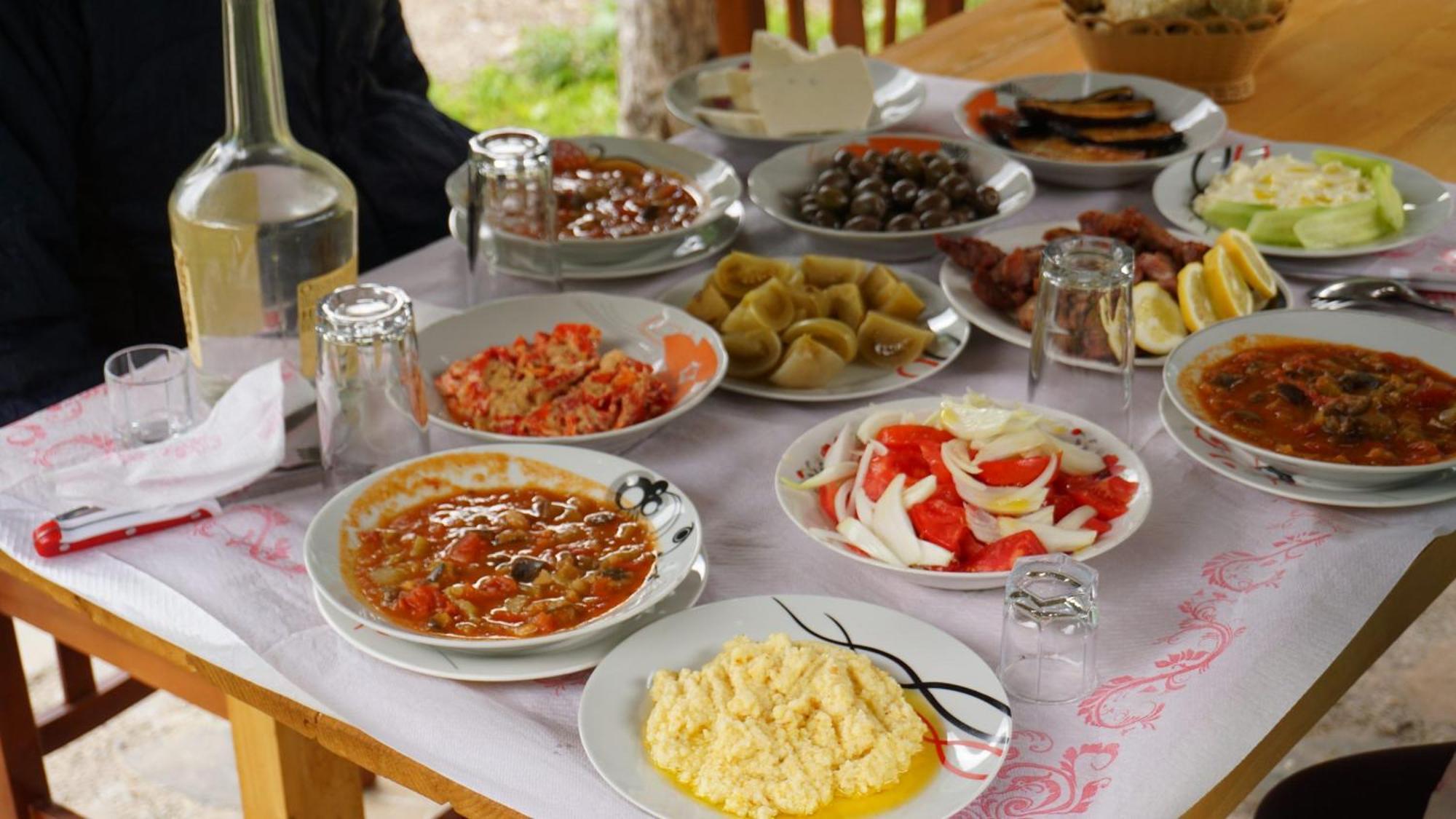 The Blue Eye Bed & Breakfast Vuthaj Екстериор снимка