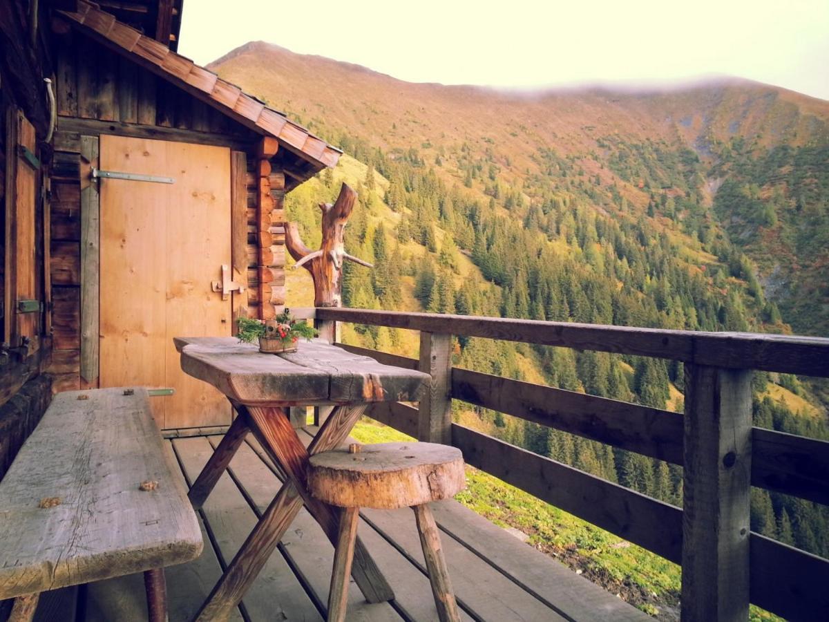 The Blue Eye Bed & Breakfast Vuthaj Екстериор снимка